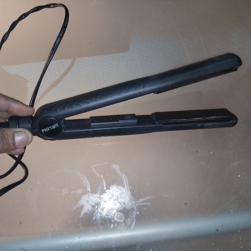 All black flat iron